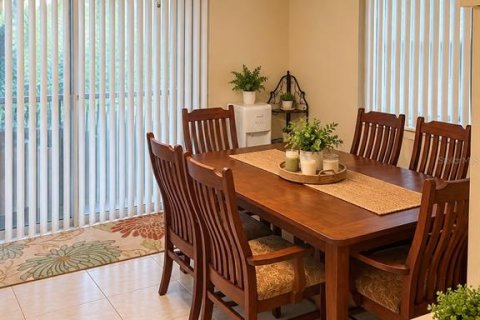 Condo in Clearwater, Florida, 2 bedrooms  № 2391533 - photo 18