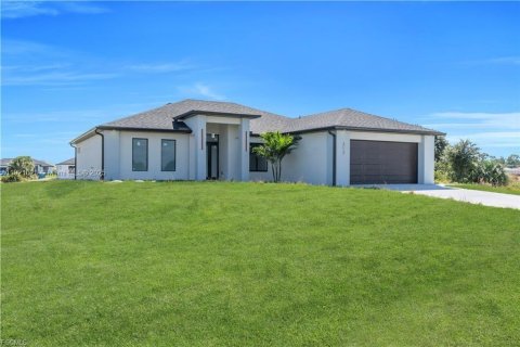Villa ou maison à vendre à Lehigh Acres, Floride: 3 chambres № 2018413 - photo 2