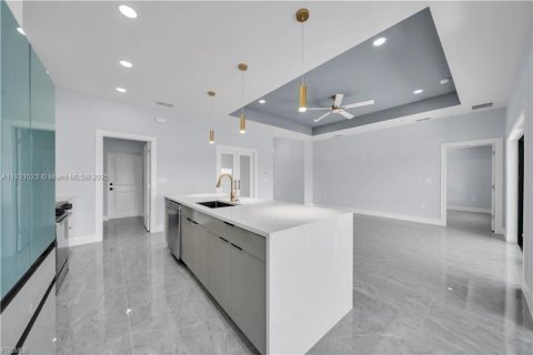 Villa ou maison à vendre à Lehigh Acres, Floride: 3 chambres № 2018413 - photo 12
