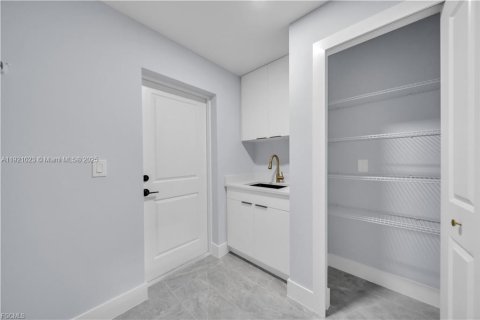 Villa ou maison à vendre à Lehigh Acres, Floride: 3 chambres № 2018413 - photo 14