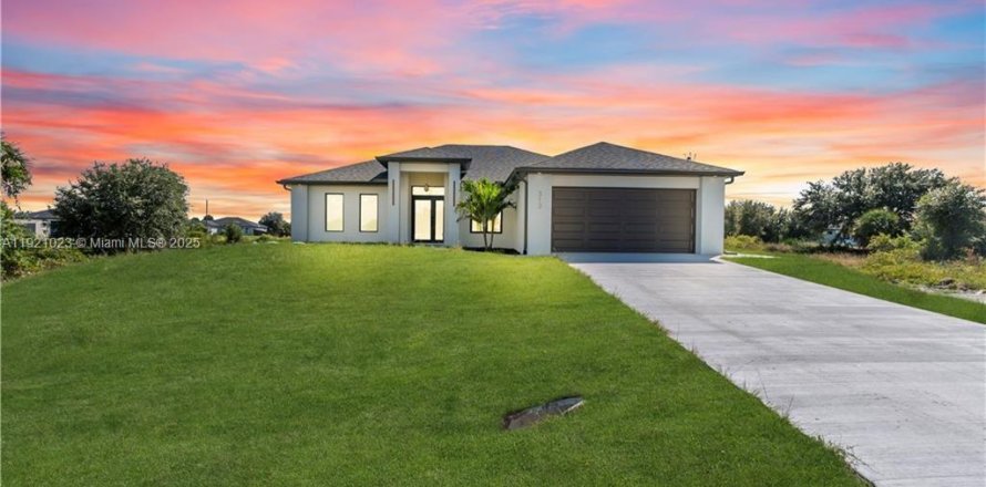Villa ou maison à Lehigh Acres, Floride 3 chambres № 2018413