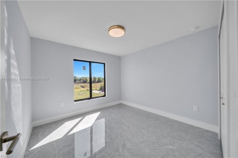 Villa ou maison à vendre à Lehigh Acres, Floride: 3 chambres № 2018413 - photo 29