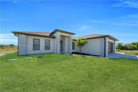 Villa ou maison à vendre à Lehigh Acres, Floride: 3 chambres № 2018413 - photo 4
