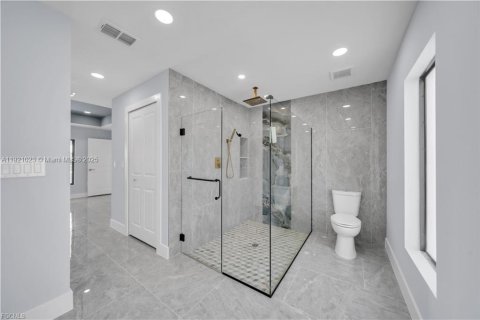Villa ou maison à vendre à Lehigh Acres, Floride: 3 chambres № 2018413 - photo 26