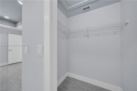 Villa ou maison à vendre à Lehigh Acres, Floride: 3 chambres № 2018413 - photo 23