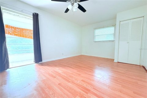 Condominio en venta en Sun City Center, Florida, 1 dormitorio, 74.32 m2 № 1778508 - foto 22