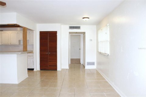 Condominio en venta en Sun City Center, Florida, 1 dormitorio, 74.32 m2 № 1778508 - foto 6