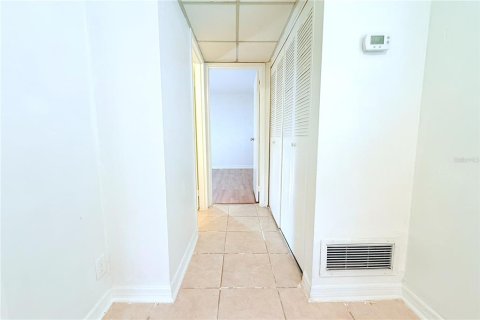 Condominio en venta en Sun City Center, Florida, 1 dormitorio, 74.32 m2 № 1778508 - foto 16