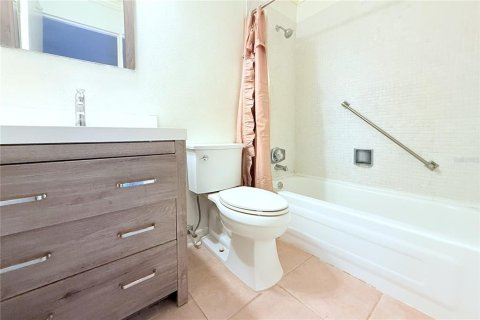 Condominio en venta en Sun City Center, Florida, 1 dormitorio, 74.32 m2 № 1778508 - foto 24
