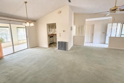 Casa en venta en Ormond Beach, Florida, 3 dormitorios, 161.65 m2 № 2381013 - foto 7