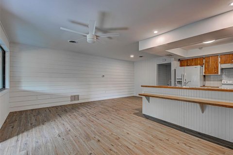 Купить виллу или дом в Энглвуд, Флорида 9 комнат, 173.91м2, № 2143974 - фото 13
