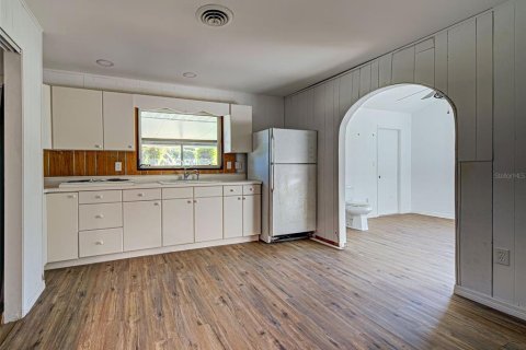 Купить виллу или дом в Энглвуд, Флорида 9 комнат, 173.91м2, № 2143974 - фото 18