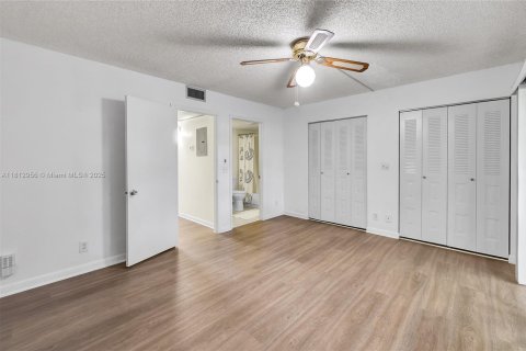 Copropriété à vendre à Pembroke Pines, Floride: 1 chambre № 1775304 - photo 10