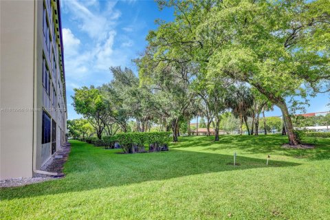 Copropriété à vendre à Pembroke Pines, Floride: 1 chambre № 1775304 - photo 22
