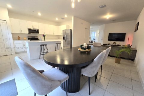 Adosado en alquiler en Lauderhill, Florida, 3 dormitorios, 159.05 m2 № 2046655 - foto 13