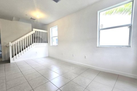 Adosado en alquiler en Lauderhill, Florida, 3 dormitorios, 159.05 m2 № 2046655 - foto 18