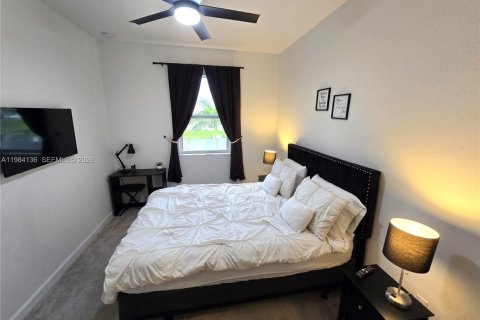 Adosado en alquiler en Lauderhill, Florida, 3 dormitorios, 159.05 m2 № 2046655 - foto 25