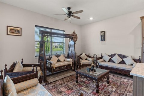 Casa en venta en Orlando, Florida, 5 dormitorios, 309.64 m2 № 1919924 - foto 16