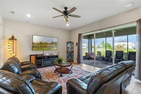Casa en venta en Orlando, Florida, 5 dormitorios, 309.64 m2 № 1919924 - foto 20