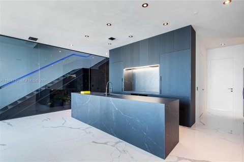 Copropriété à louer à Miami, Floride: 3 chambres, 195.84 m2 № 2080134 - photo 6