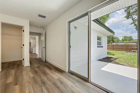 House in Orlando, Florida 4 bedrooms, 167.5 sq.m. № 1795786 - photo 29