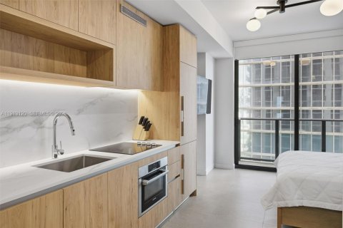 Condo in Miami, Florida  № 2082367 - photo 5