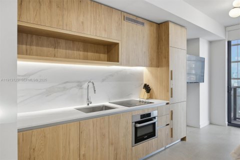 Condo in Miami, Florida  № 2082367 - photo 6