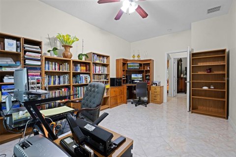House in Montverde, Florida 4 bedrooms, 260.03 sq.m. № 1899364 - photo 21