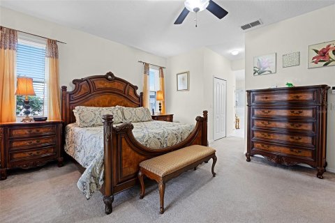 House in Montverde, Florida 4 bedrooms, 260.03 sq.m. № 1899364 - photo 11