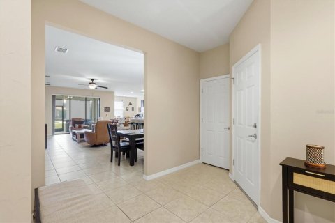 Villa ou maison à vendre à Bradenton, Floride: 3 chambres, 176.61 m2 № 2347882 - photo 4