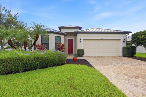 House in Bradenton, Florida 3 bedrooms, 176.61 sq.m. № 2347882