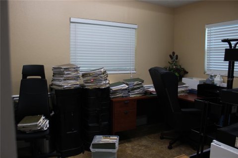 Propiedad comercial en alquiler en Clearwater, Florida, 130.53 m2 № 1613558 - foto 7