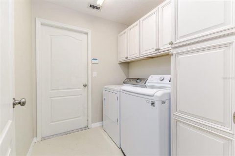 Casa en venta en Tampa, Florida, 4 dormitorios, 226.03 m2 № 1803182 - foto 27