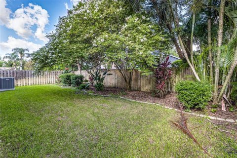Casa en venta en Tampa, Florida, 4 dormitorios, 226.03 m2 № 1803182 - foto 30