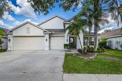 Casa en venta en Tampa, Florida, 4 dormitorios, 226.03 m2 № 1803182 - foto 1