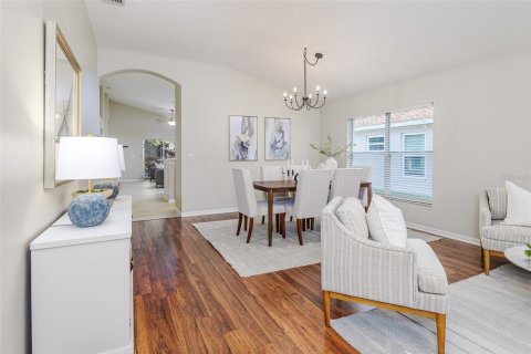 Casa en venta en Tampa, Florida, 4 dormitorios, 226.03 m2 № 1803182 - foto 2