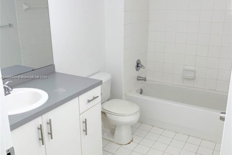 Condo in Pembroke Pines, Florida, 1 bedroom  № 1953802 - photo 8