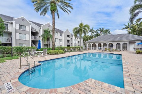 Condo in Pembroke Pines, Florida, 1 bedroom  № 1953802 - photo 17