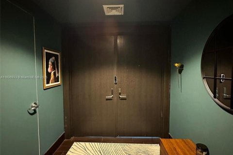 Condominio en venta en Miami, Florida, 2 dormitorios, 146.32 m2 № 1834314 - foto 3
