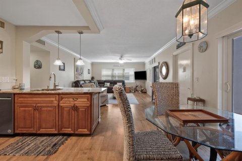 Copropriété à louer à South Palm Beach, Floride: 2 chambres, 91.6 m2 № 2262857 - photo 2