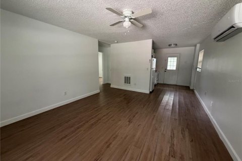Apartamento en alquiler en Sanford, Florida, 2 dormitorios, 74.32 m2 № 2207055 - foto 4