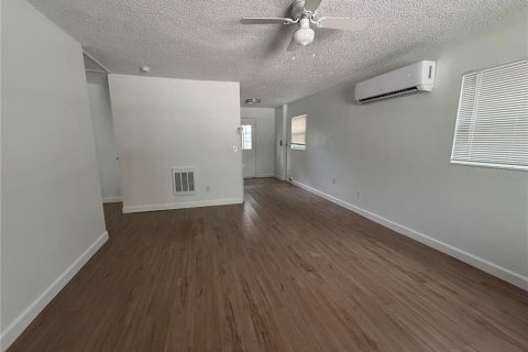Apartamento en alquiler en Sanford, Florida, 2 dormitorios, 74.32 m2 № 2207055 - foto 3