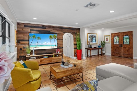 Casa en venta en Miami, Florida, 5 dormitorios, 284 m2 № 2248460 - foto 23