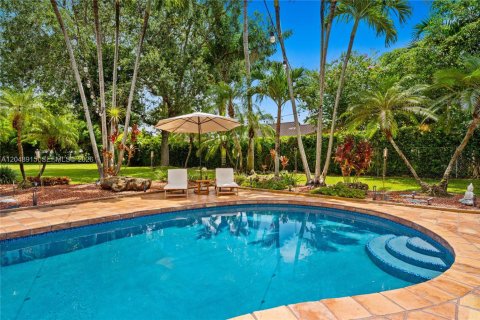 Casa en venta en Miami, Florida, 5 dormitorios, 284 m2 № 2248460 - foto 18