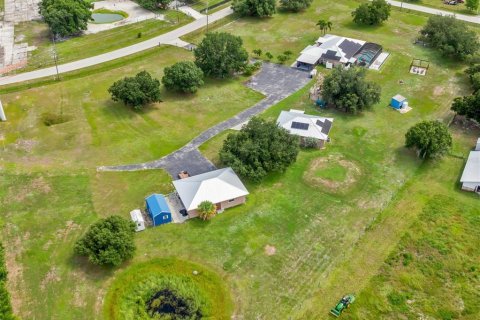Casa en Punta Gorda, Florida 5 dormitorios, 318.65 m2 № 2121286
