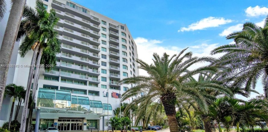 Condominio en Fort Lauderdale, Florida, 1 dormitorio  № 1696031