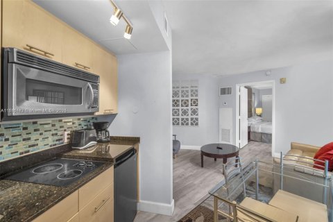 Condominio en venta en Fort Lauderdale, Florida, 1 dormitorio, 43.66 m2 № 1696031 - foto 8