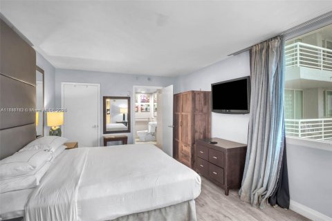 Condominio en venta en Fort Lauderdale, Florida, 1 dormitorio, 43.66 m2 № 1696031 - foto 10