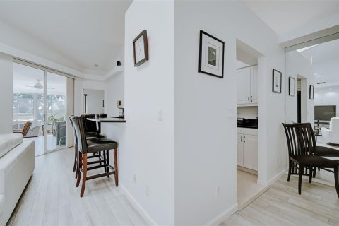Villa ou maison à vendre à Bradenton, Floride: 2 chambres, 147.71 m2 № 621477 - photo 7
