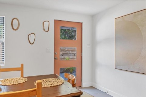 Villa ou maison à louer à Sarasota, Floride: 2 chambres, 133.97 m2 № 1816618 - photo 12